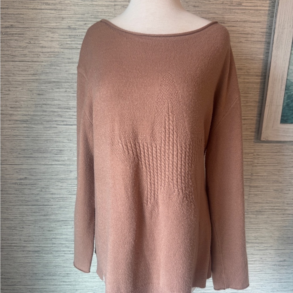 Democracy Star Women's Sweater. Scoop neck. Sz XL
